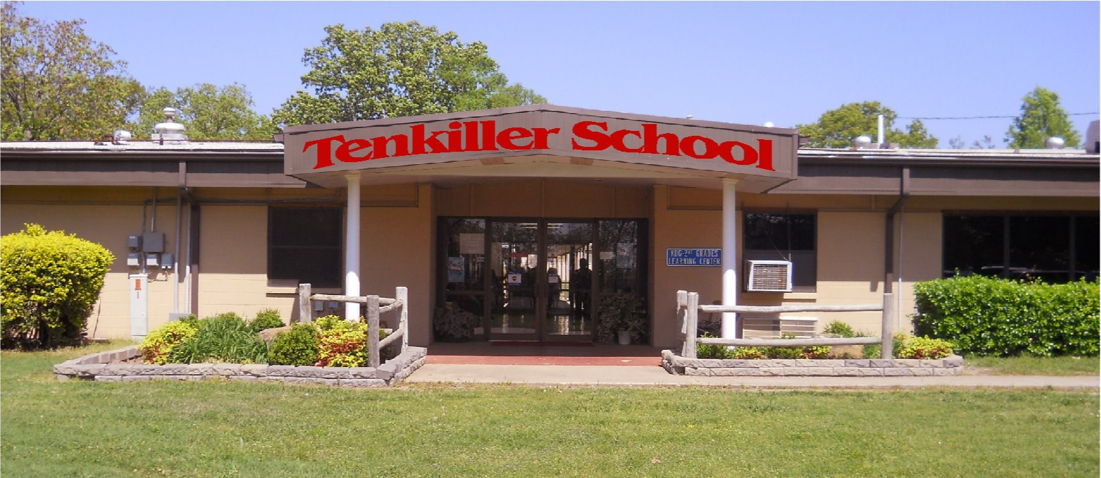 Tenkiller school building