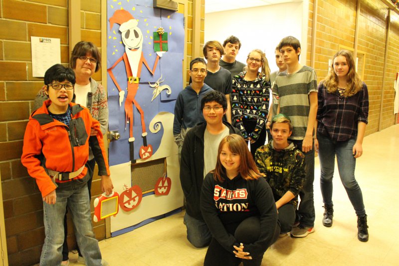 Door Decorating and Advisory Groups