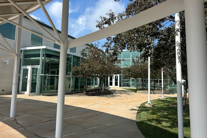 iSTEM outdoor sign