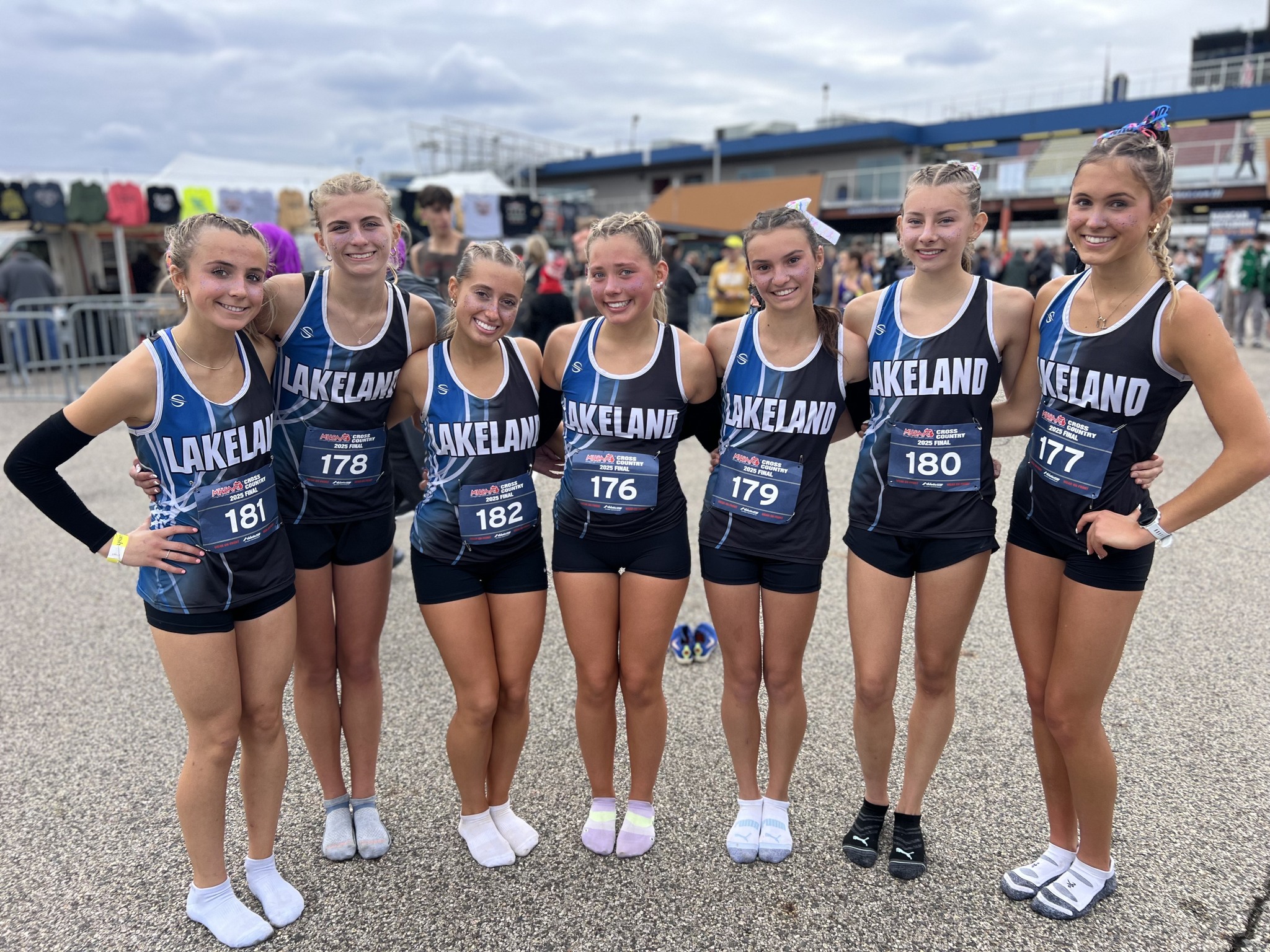 Photo of Lakeland cross country team 