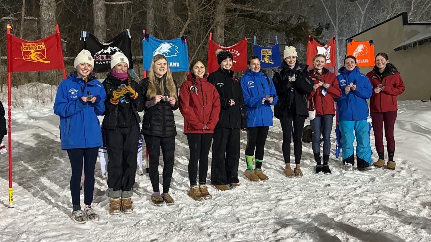 photo of lakeland & milford girls skiers