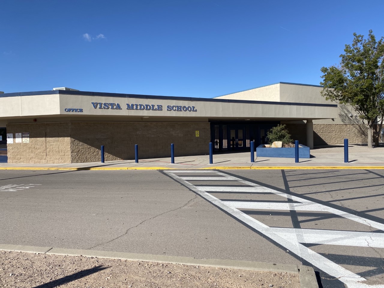 vista heights middle school reviews