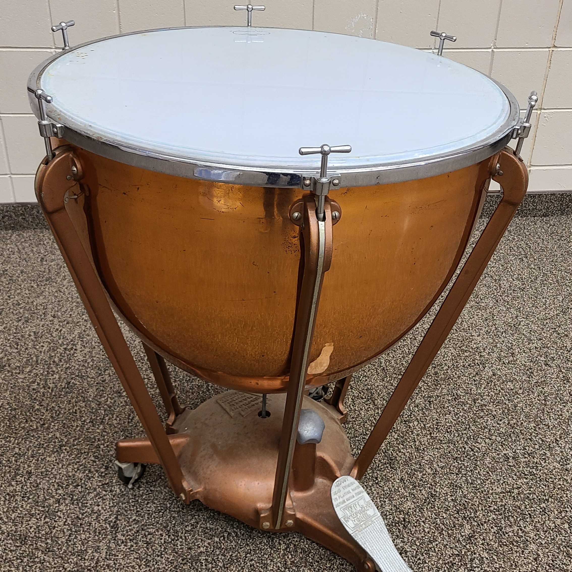 29" Ludwig Timpani