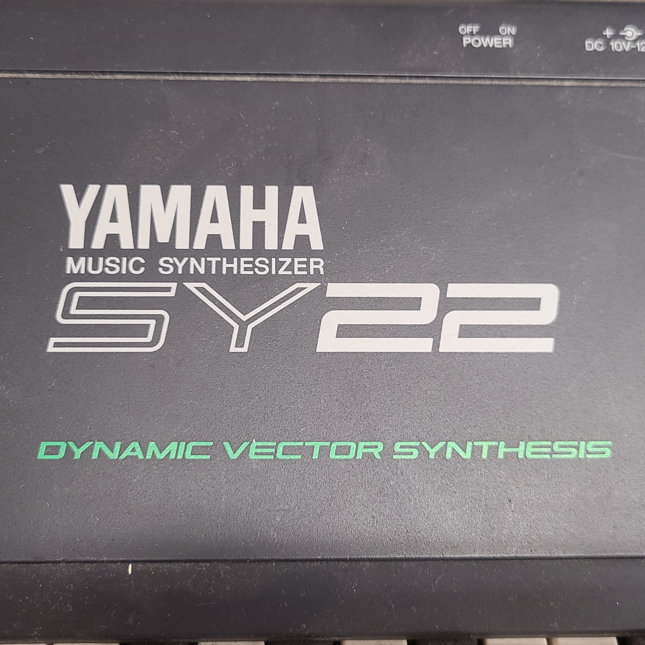 Yamaha Synthesizer