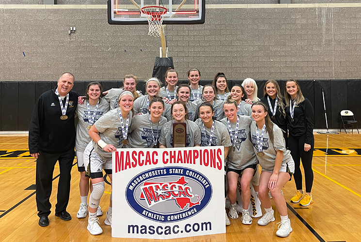 Framingham State Women's Basketball Team Photo