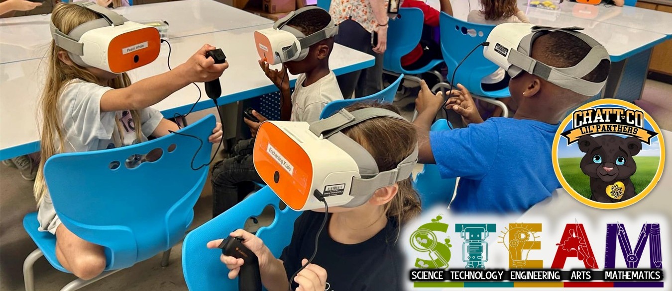 CCEC students using VR headsets