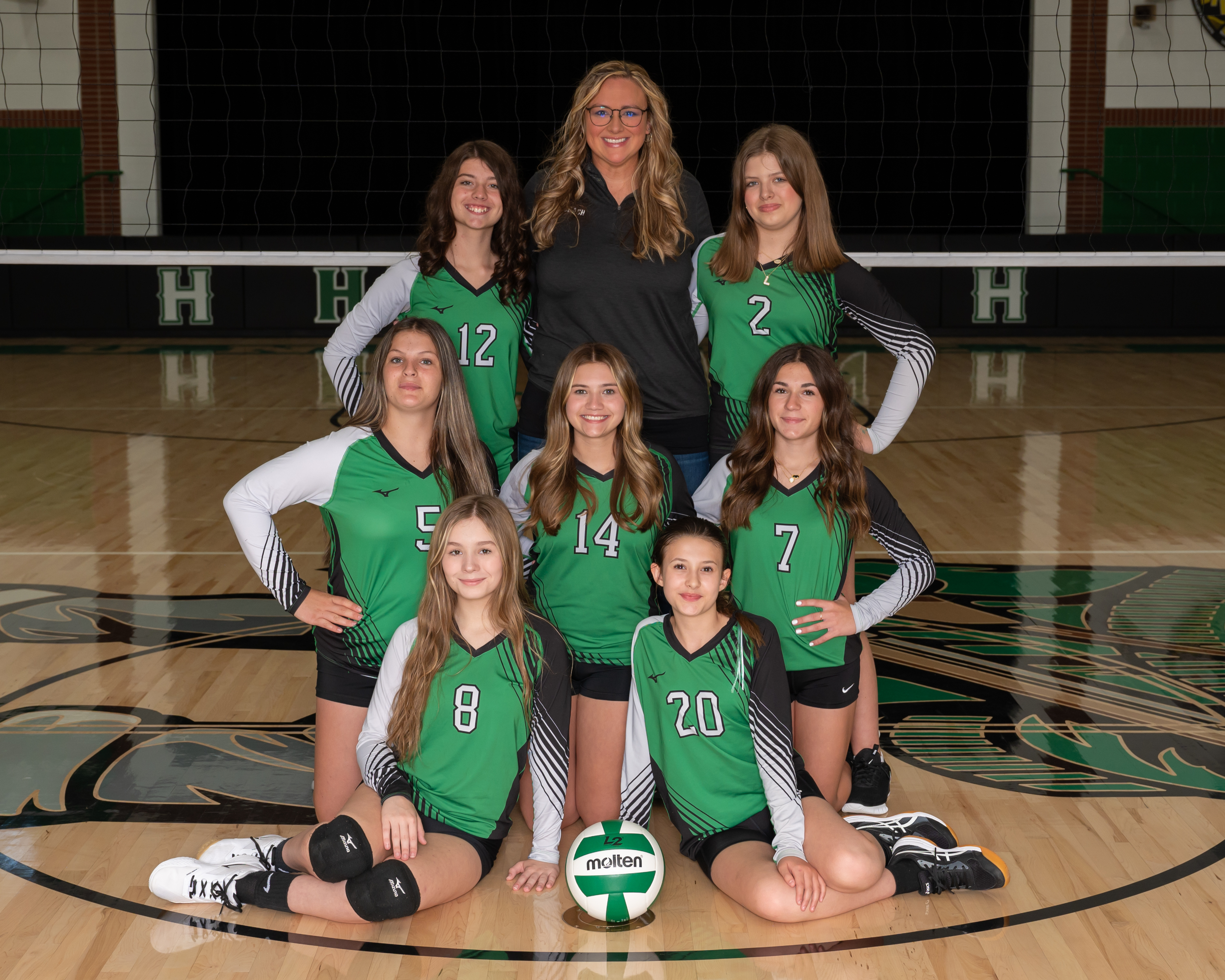 8 volleyball
