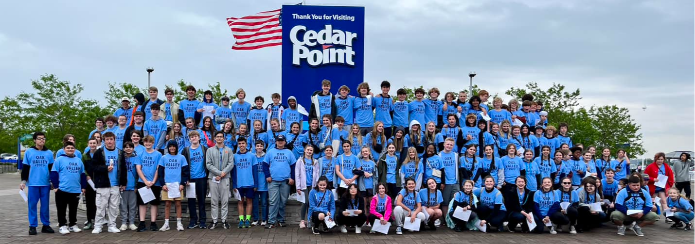 group picture at Cedar Point amusement park