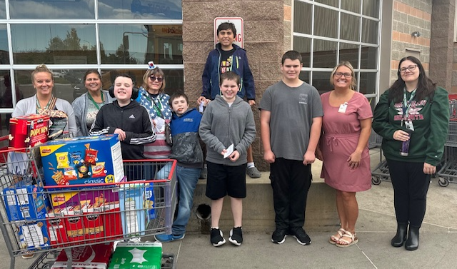 students at the grocery store