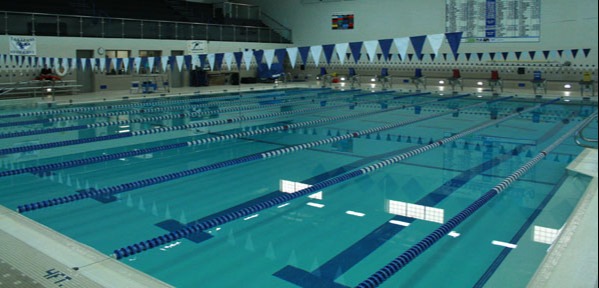 a picture of an empty pool