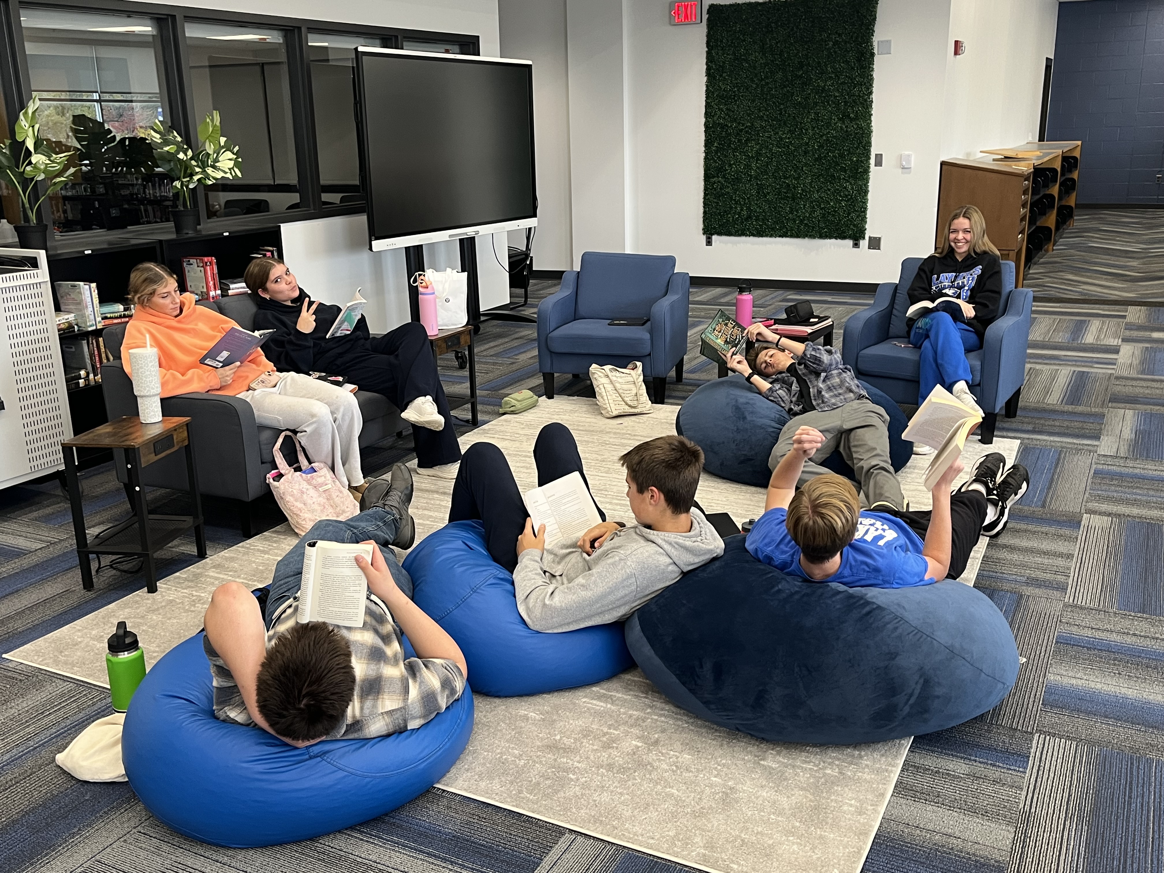 Students Reading