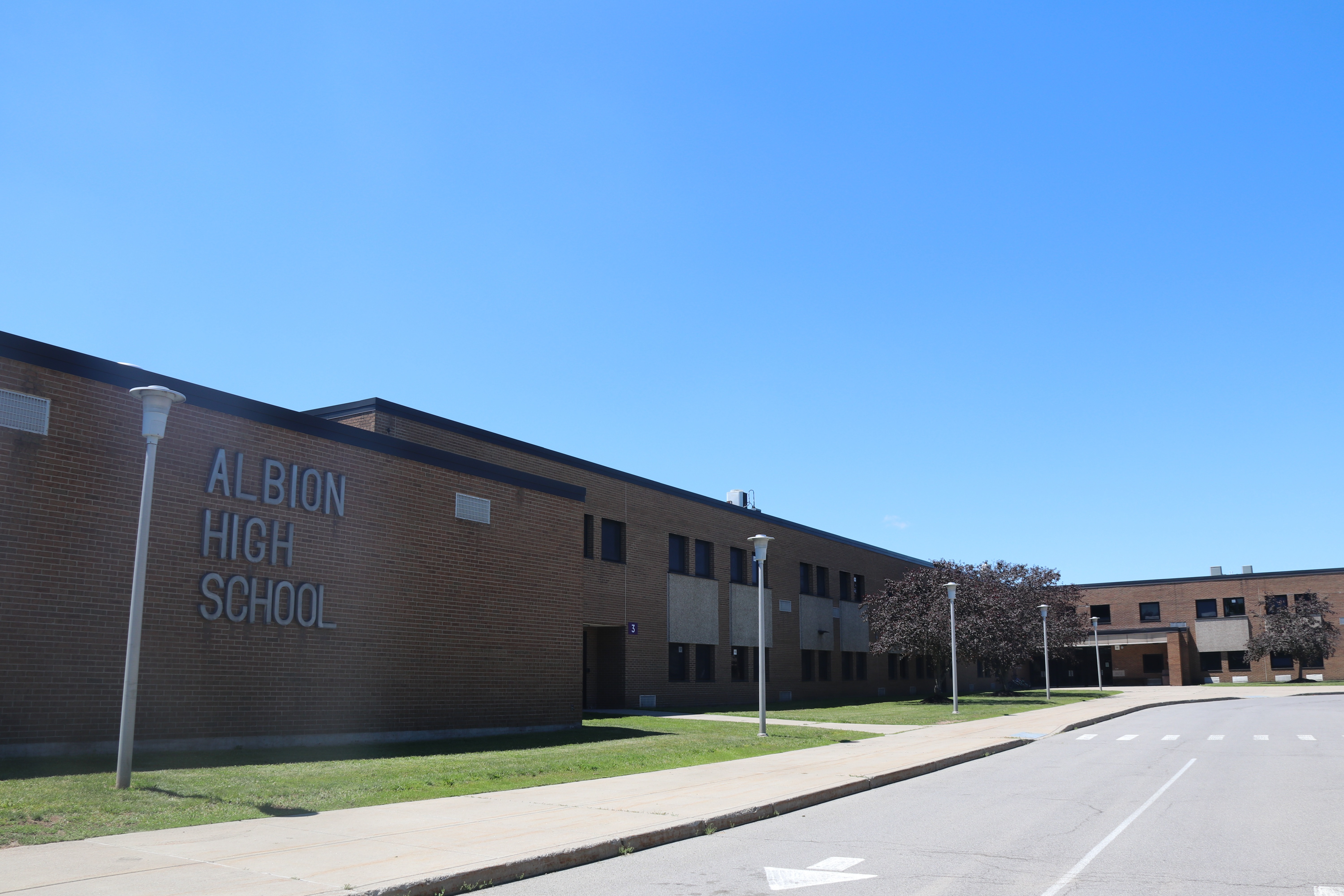 HS