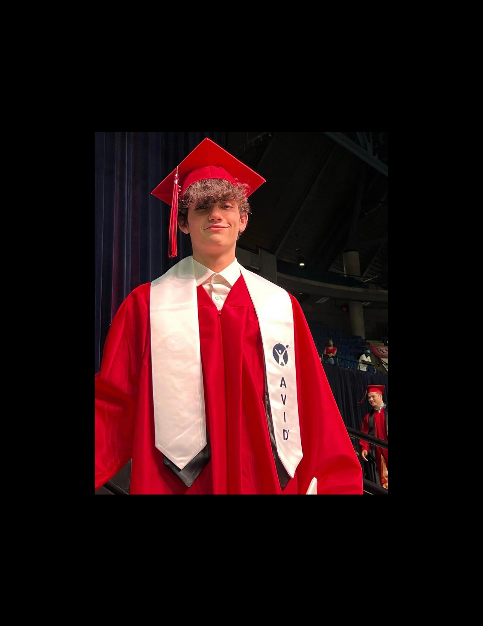 Springfield High Student Graduating with AVID Stole