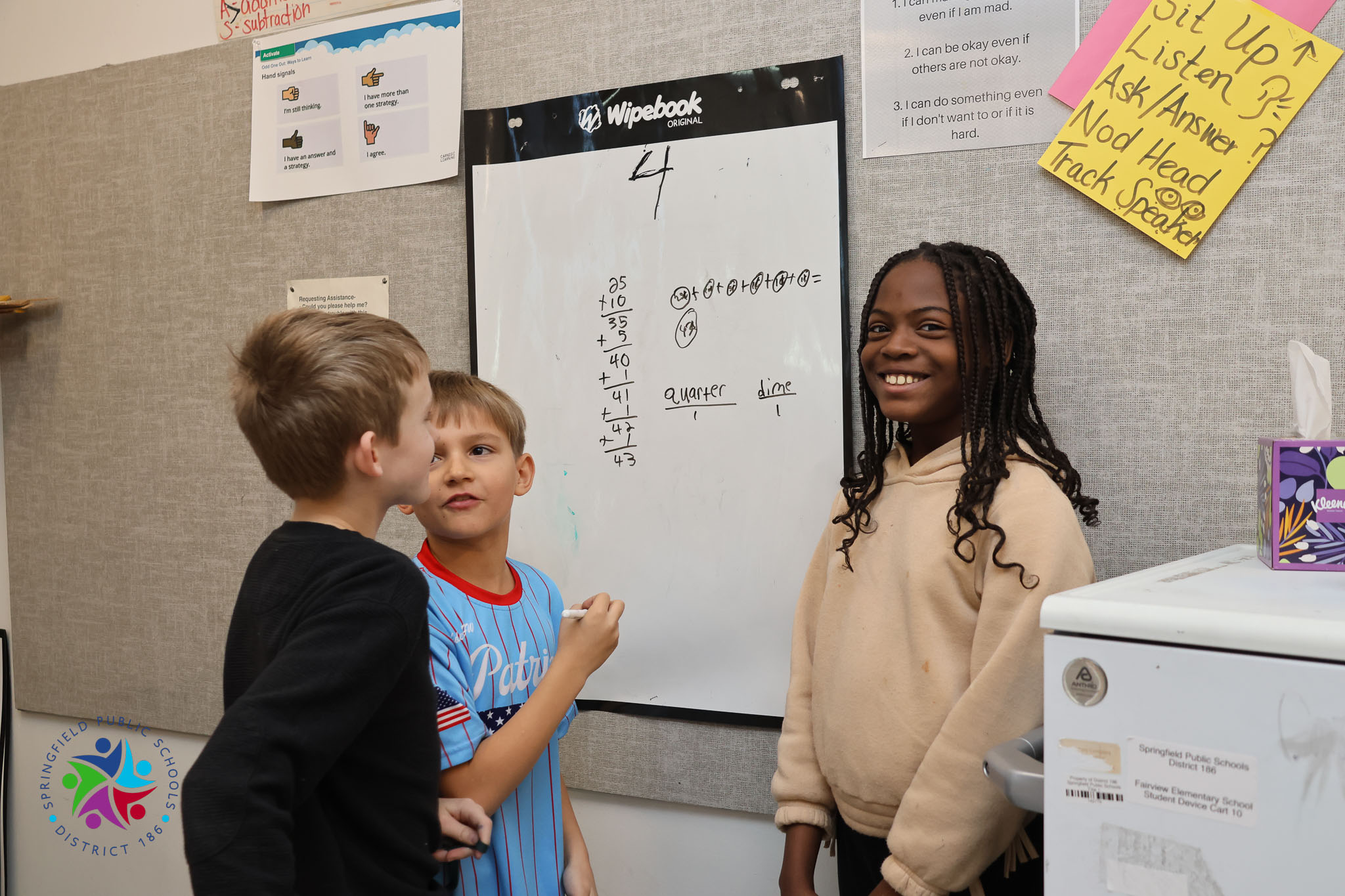 students using building thinking classrooms 