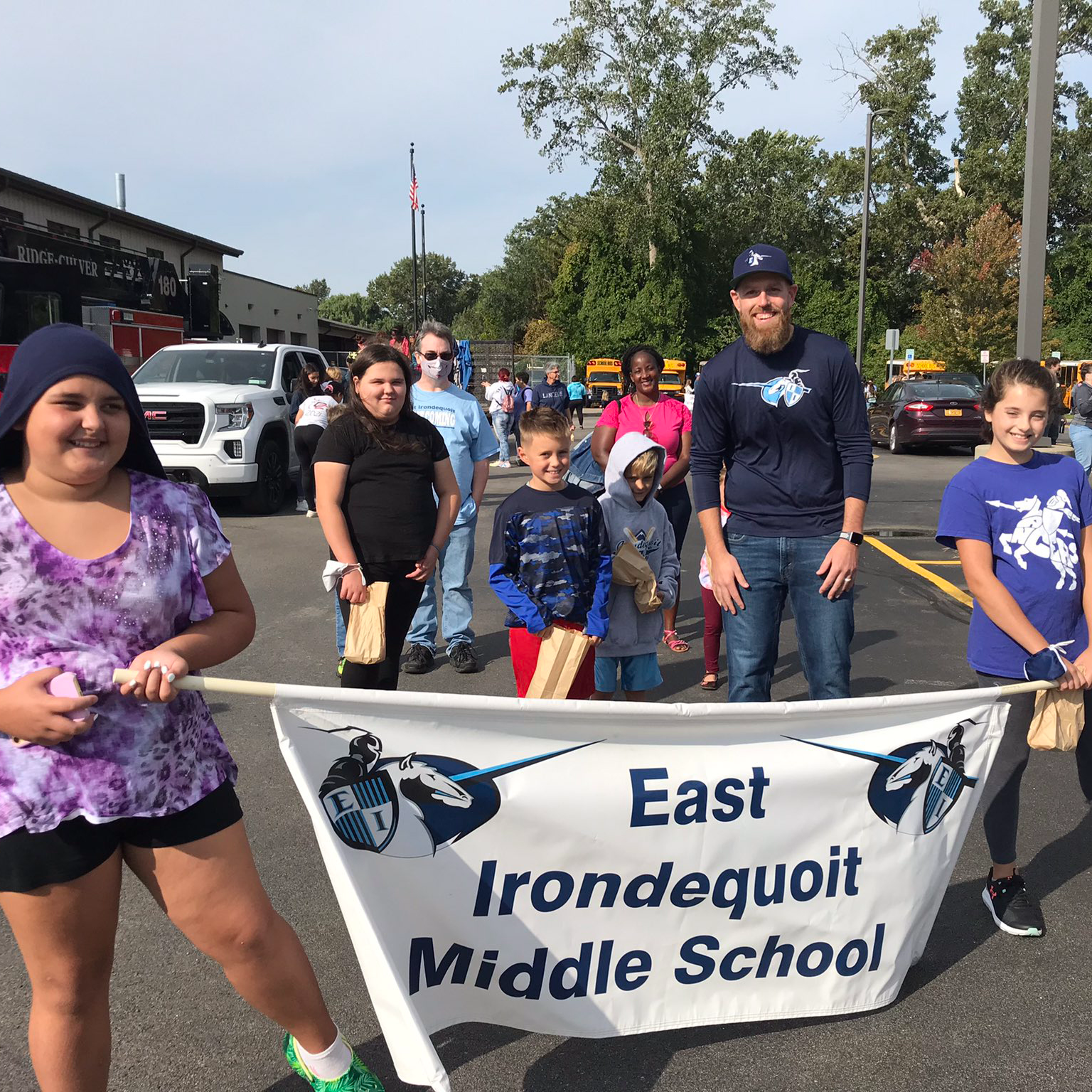 EIMS students and staff walking in the homecoming parade