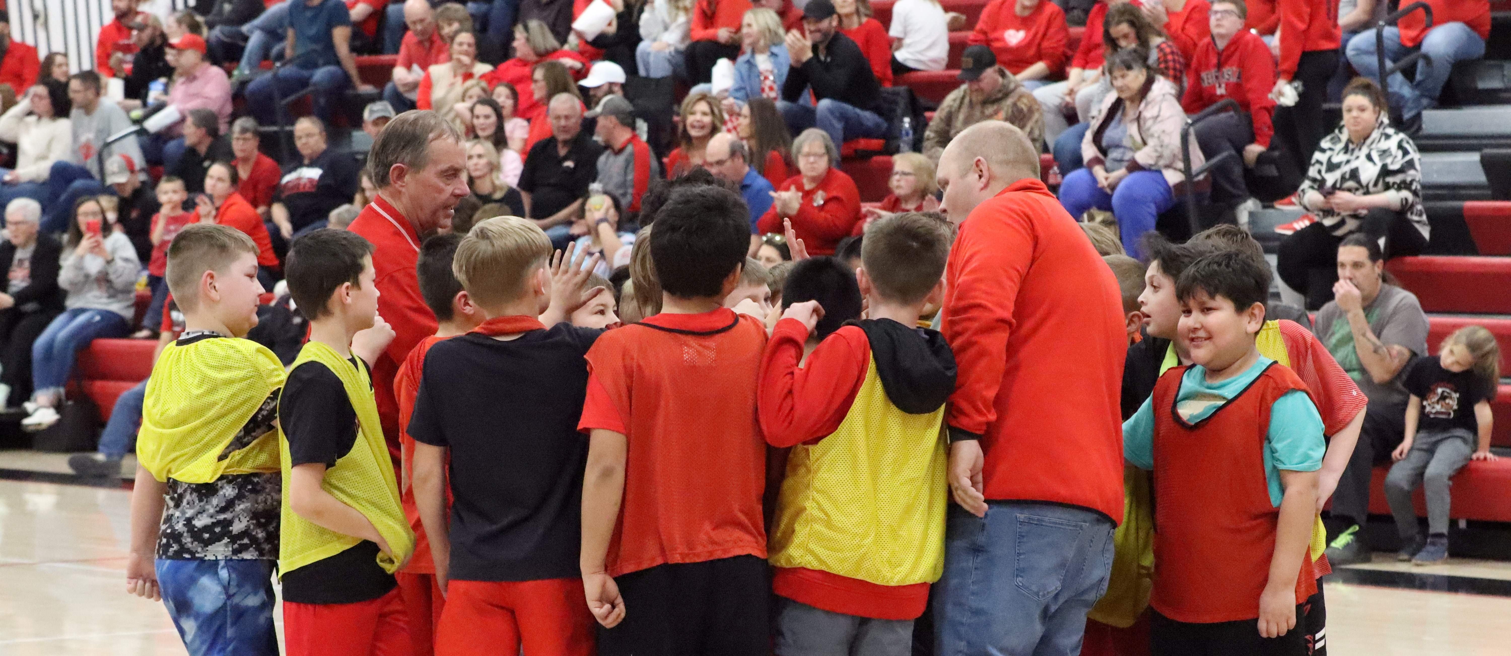 our elementary boys scrimmaged at halftime of the High School Girls game! 🏀 They had a blast getting to play on the court in front of the crowd! Keep working hard, boys!