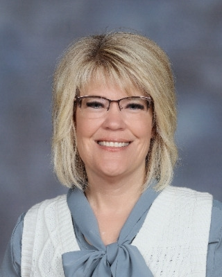 Marie Holmes