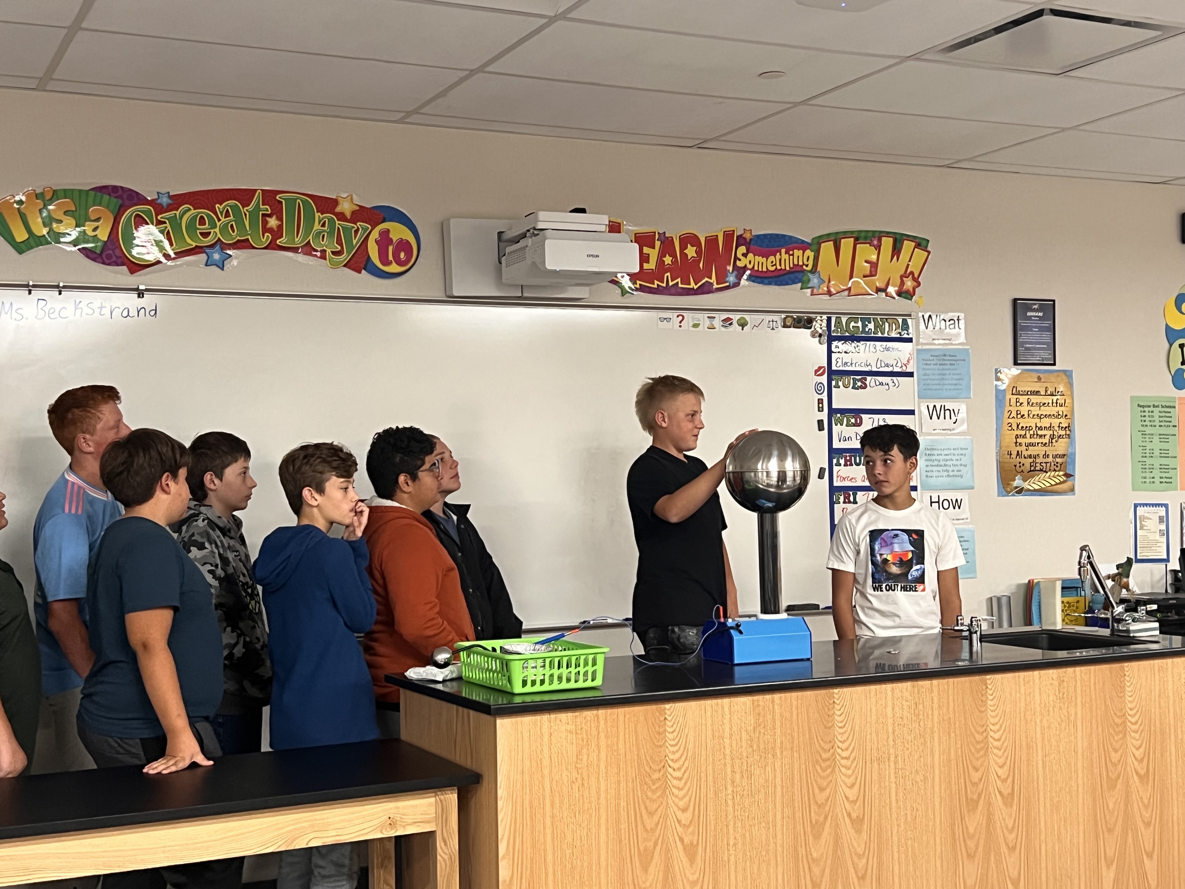 Students in electricity lab