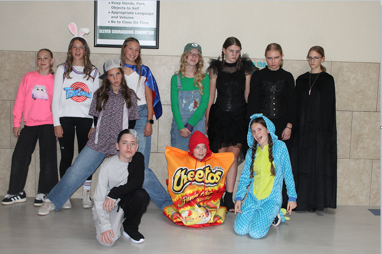 students dress up for Red Ribbon Week