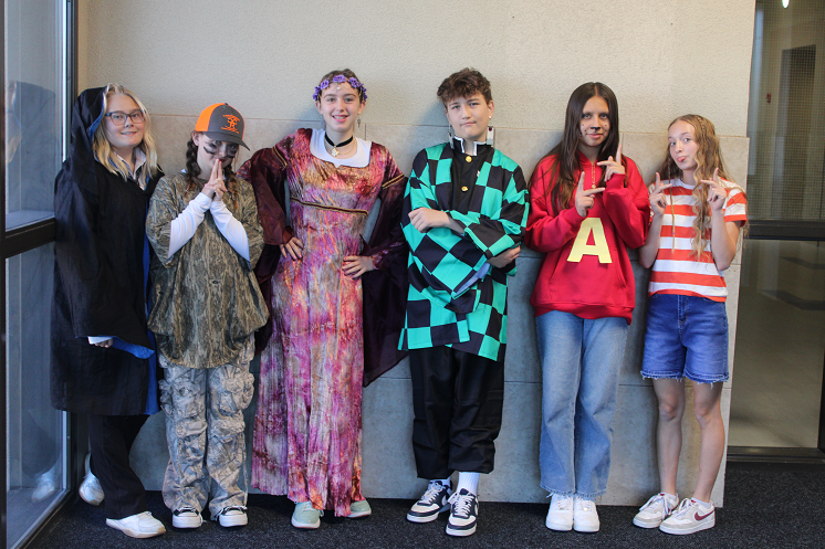 students dress up for Red Ribbon Week