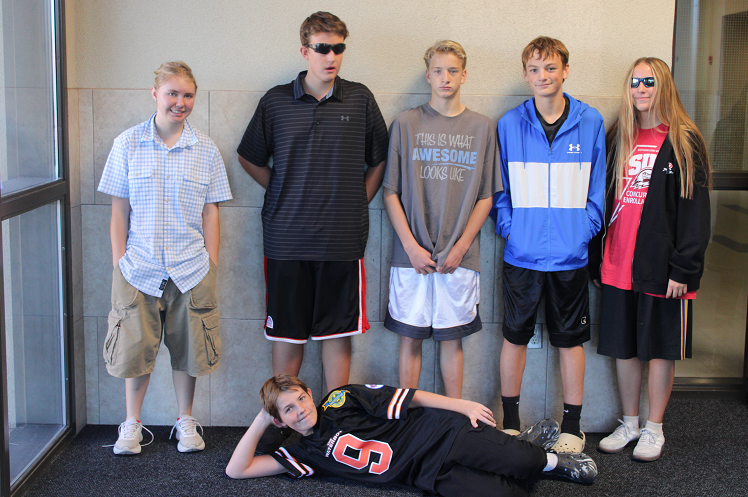 students dress up for Red Ribbon Week