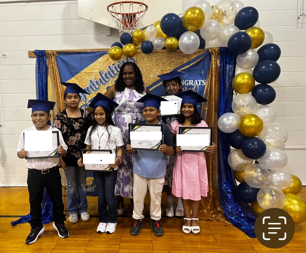6 Students holding up certificates