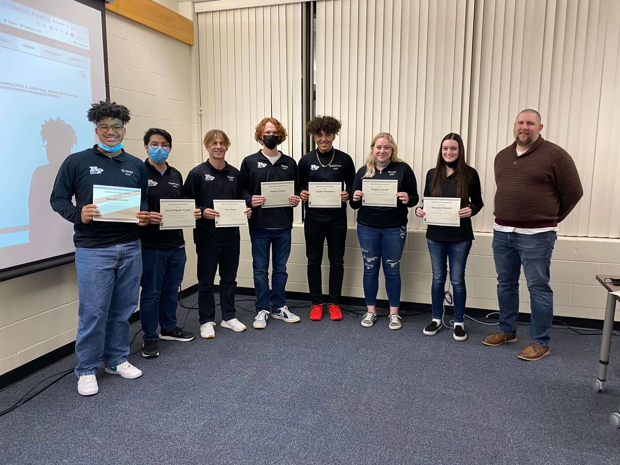 Board honors Missouri All-State Choir students