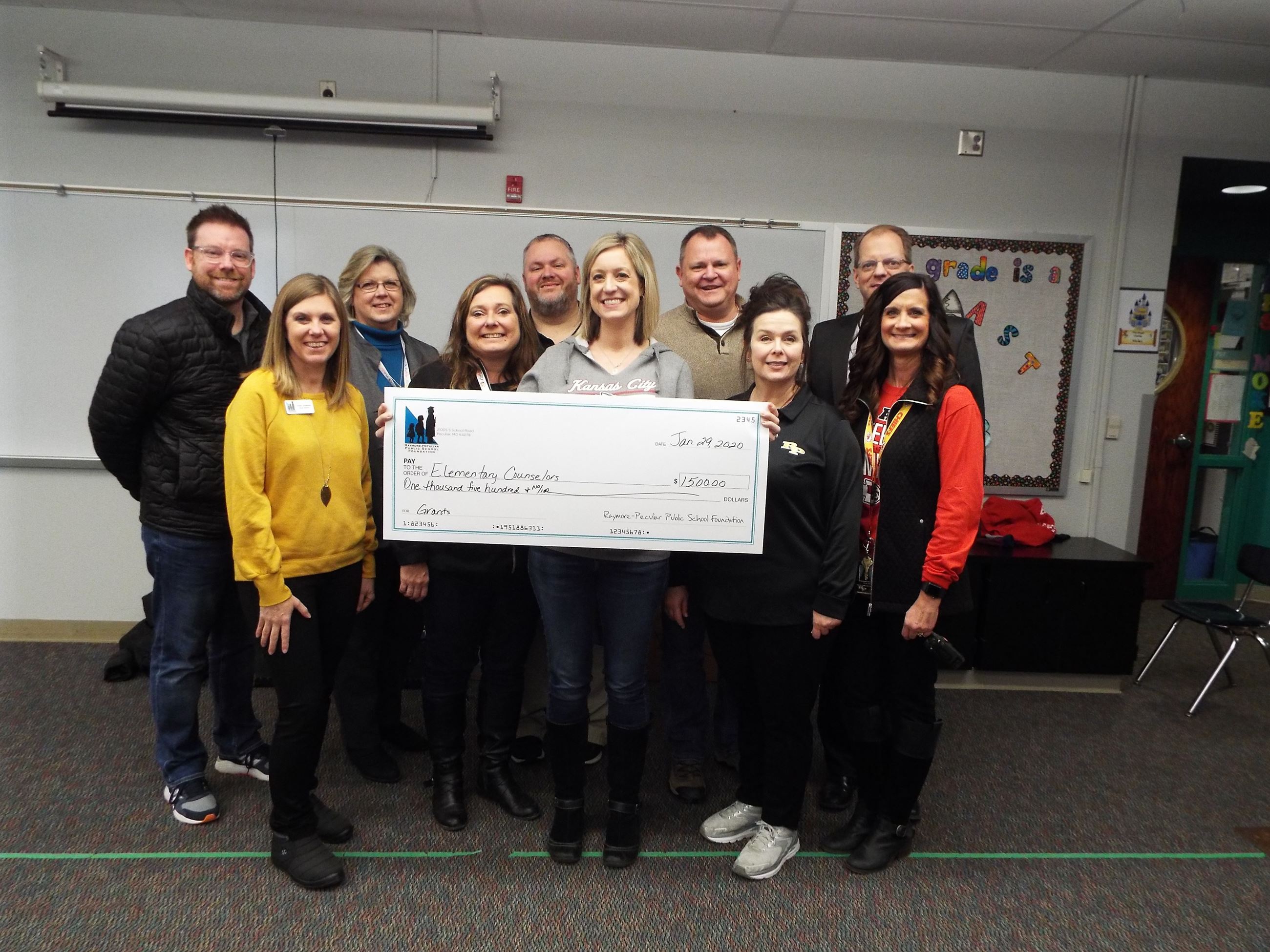 Foundation awards more than $11,000 in grants