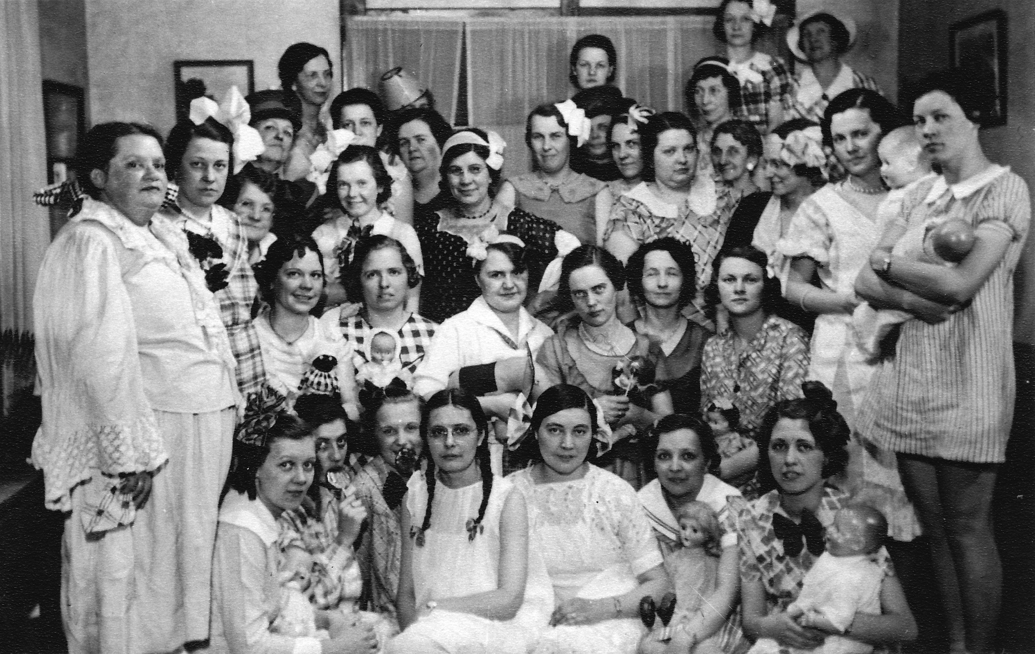Morenci Business Women Group at its “Doll party”.  1935.  Ida Murfitt, Gerry Ranger, Carrie Murfitt, Alice Ranger, ___________, Verna Adams, ___________, ___________, ___________, Dora Goff, _____________, Mamie Anderson, Hazel Butts, Alberta Hoffman, Theda McCurdy, Blanche Shields, Leone Boley, Elsie Clapp, Bernice Siders, Blance Hyslop, _________, Fern Foster, _____________, _____________, Alice Guss, Louise Gardiner, Doris Smith, Betty Goodyear, Margaret Hoffman, ___________, Doris Shaffer, Nellie J. Gardiner.