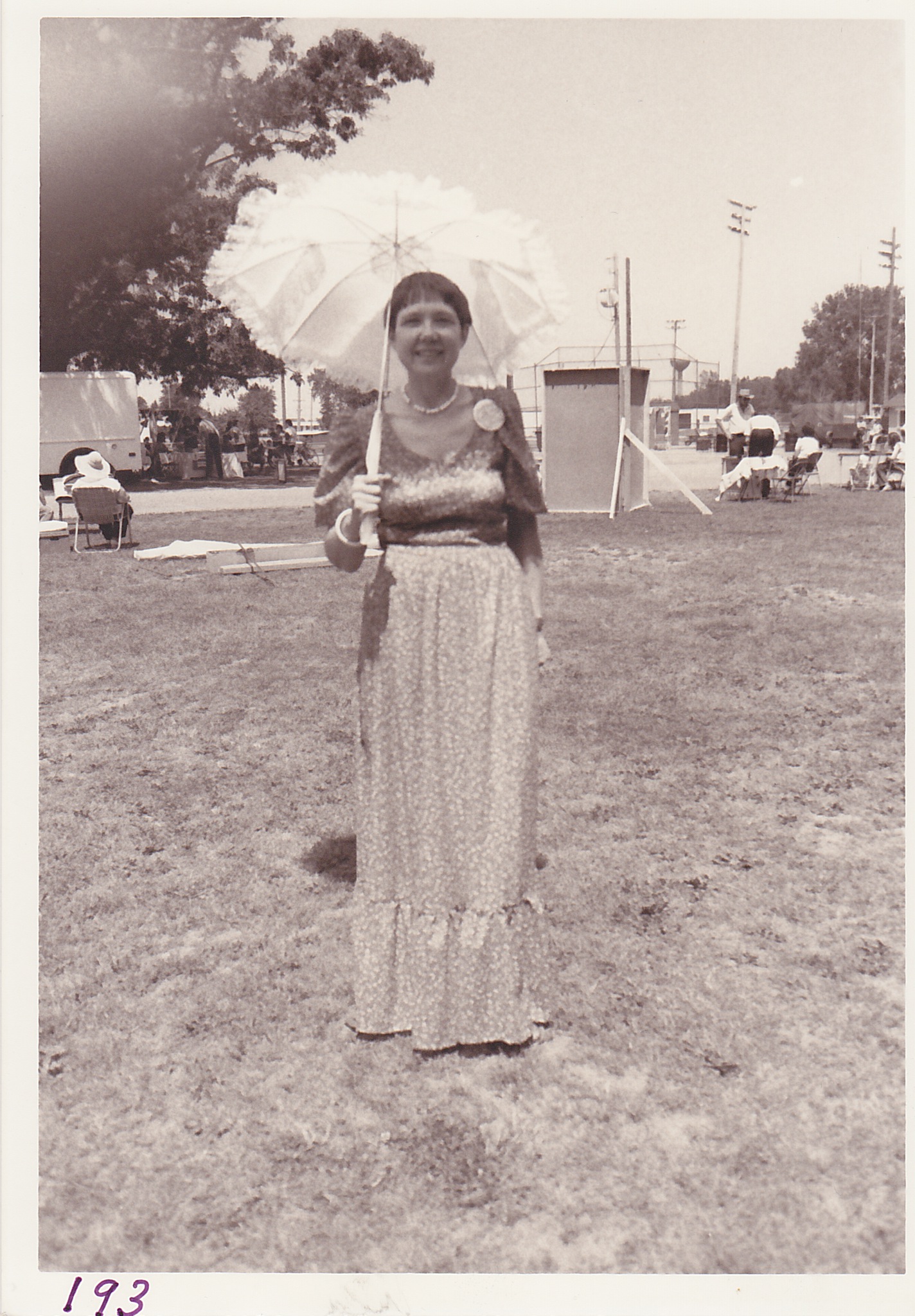 Annabelle Closson served as general chairman of the sesquicentennial activities.  She was a member of the Town & Country Festival organization.