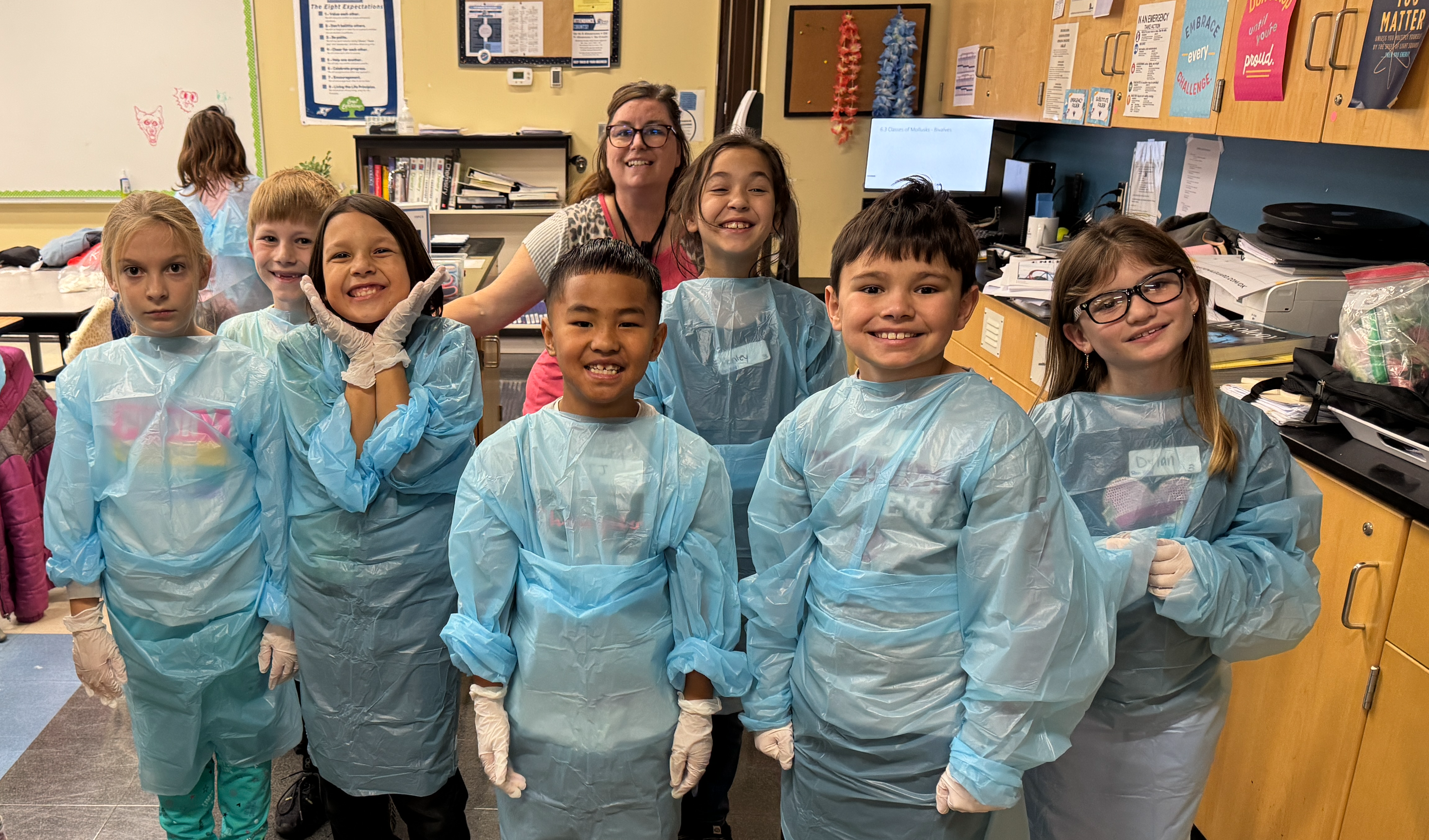 Hayes students at Enid High to dissect a squid