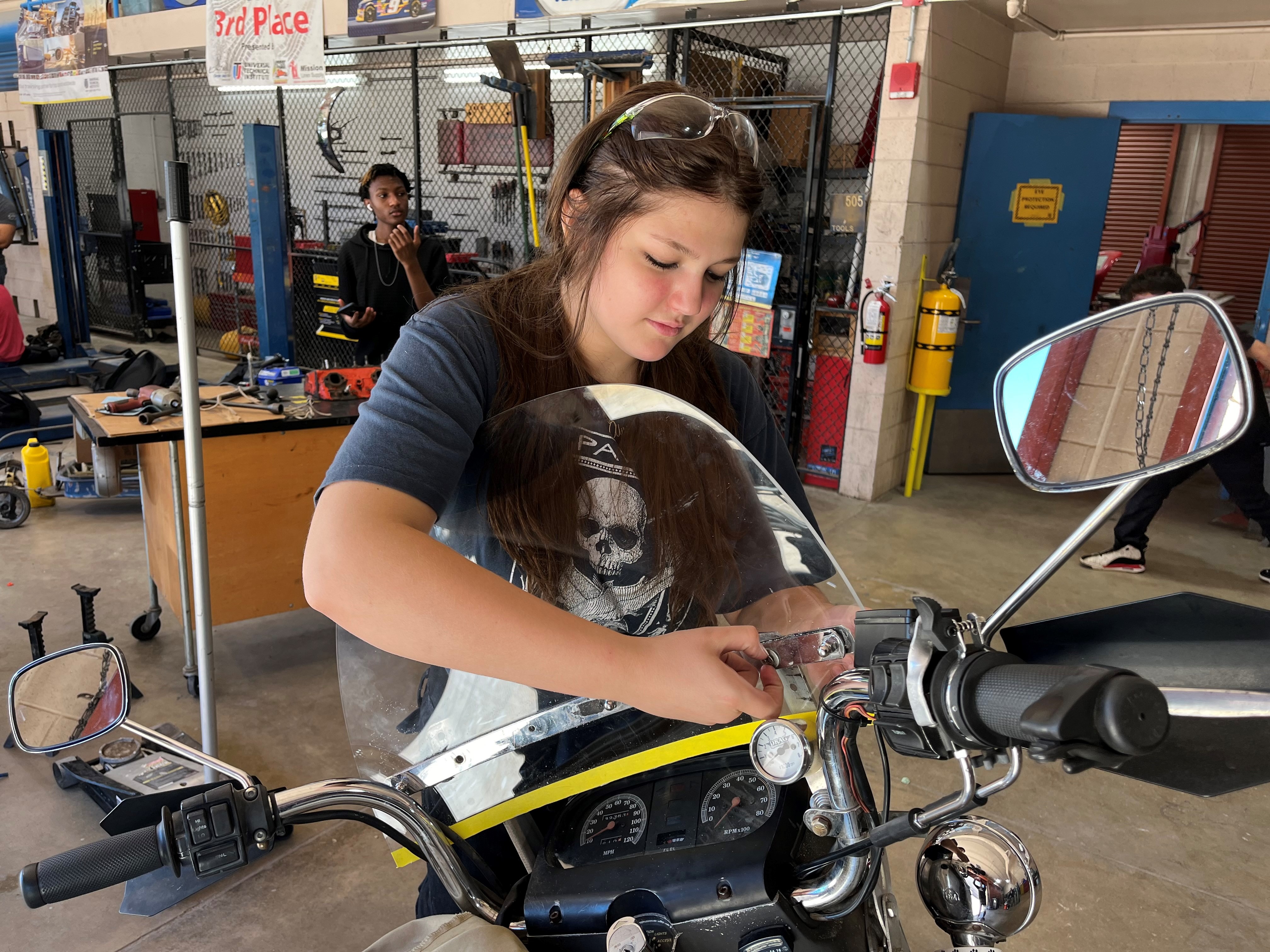 Auto tech