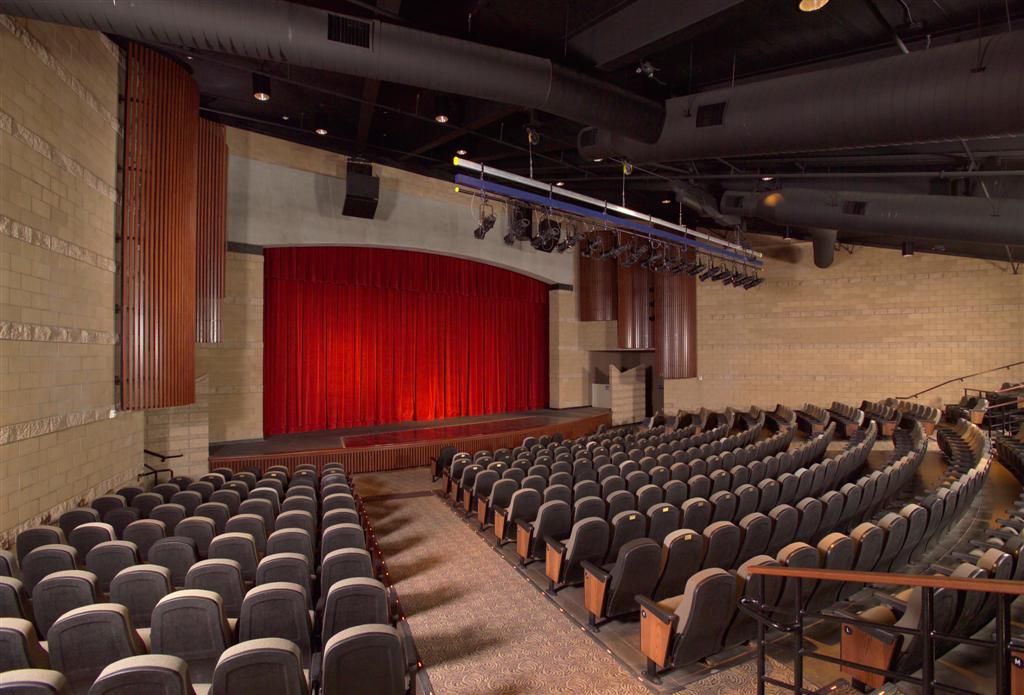 Maxine Theater
