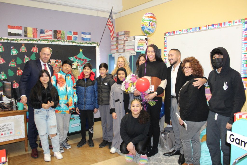 Photo of Marissa Ray and Her Students at Central Park