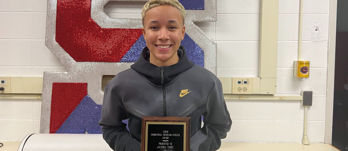 Congratulations to Jalyssa Terry for being named Basketball Scholar-Athlete for the 2022-2023 Season.