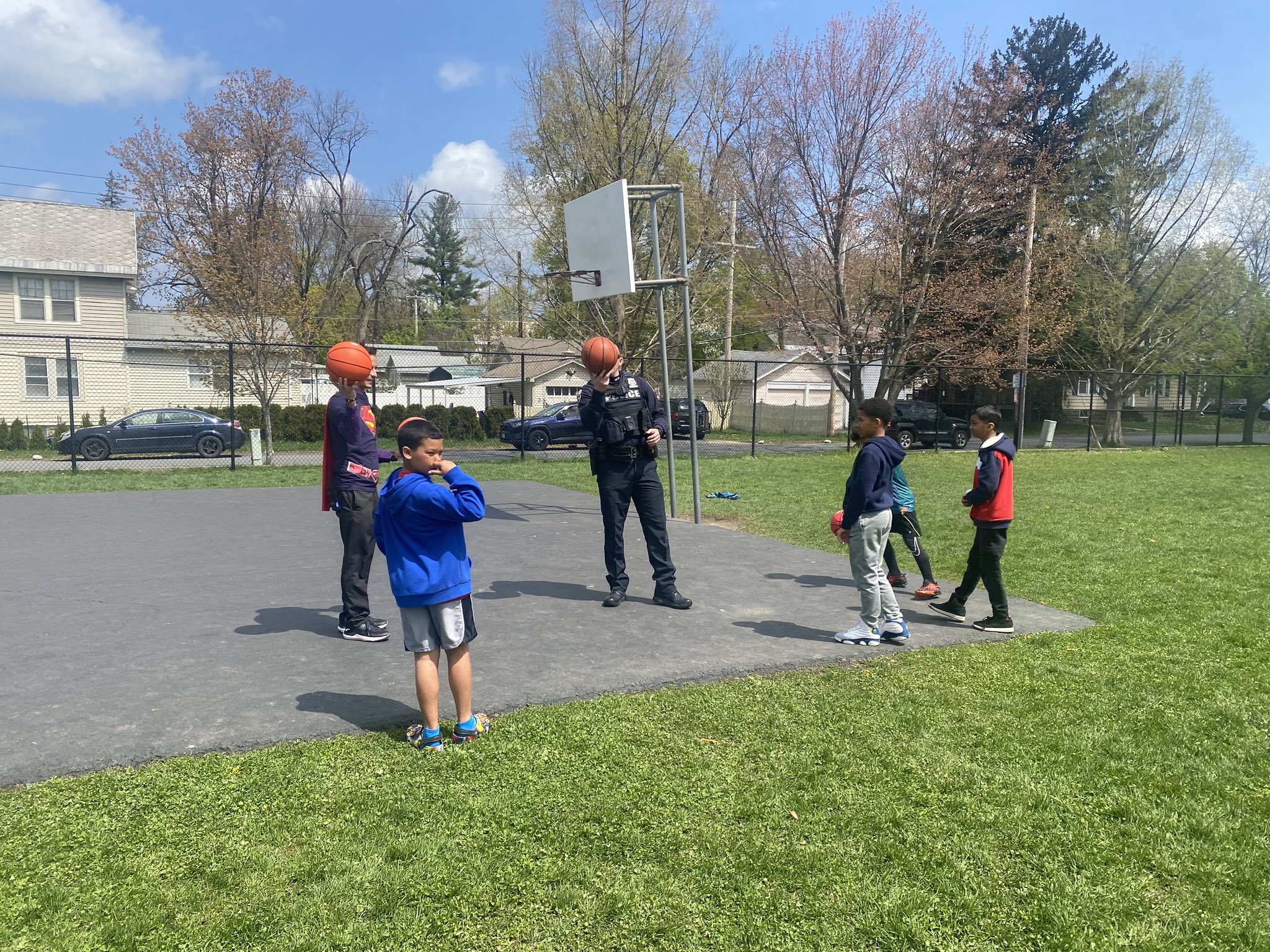 Officers visit Howe Officer Ross Flood of Schenectady PD stopped by Howe Elementary during recess to shoot some hoops with the kids and Principal Sitts on SuperHero day!   6  Attachments   •  Scanned by Gmail Preview YouTube video The Health and Wellness Fair is coming soon  Thank you!Got it!Got it, thanks!