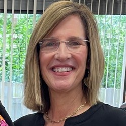 Raleigh County Schools proudly recognizes Valerie Bostick, 7th grade math teacher at Beckley-Stratton Middle, as a 2025 Difference Maker! Her dedication, leadership, and passion for students truly make a lasting impact.