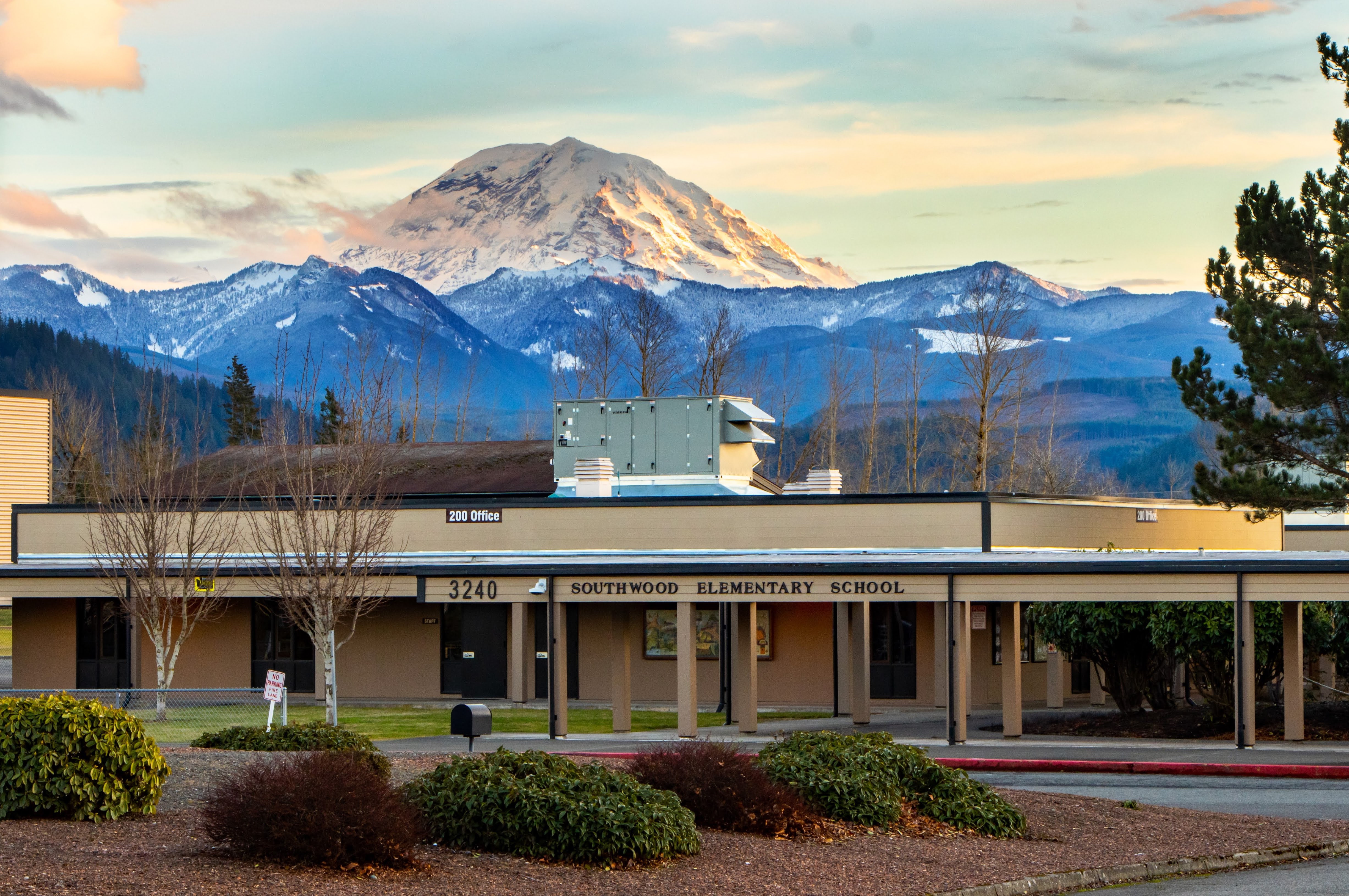 Southwood Elementary with Mt. Rainier in background