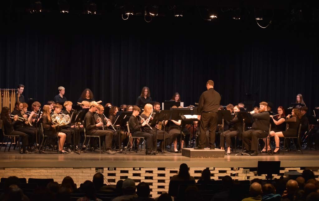 HIGH SCHOOL BAND CONCERT