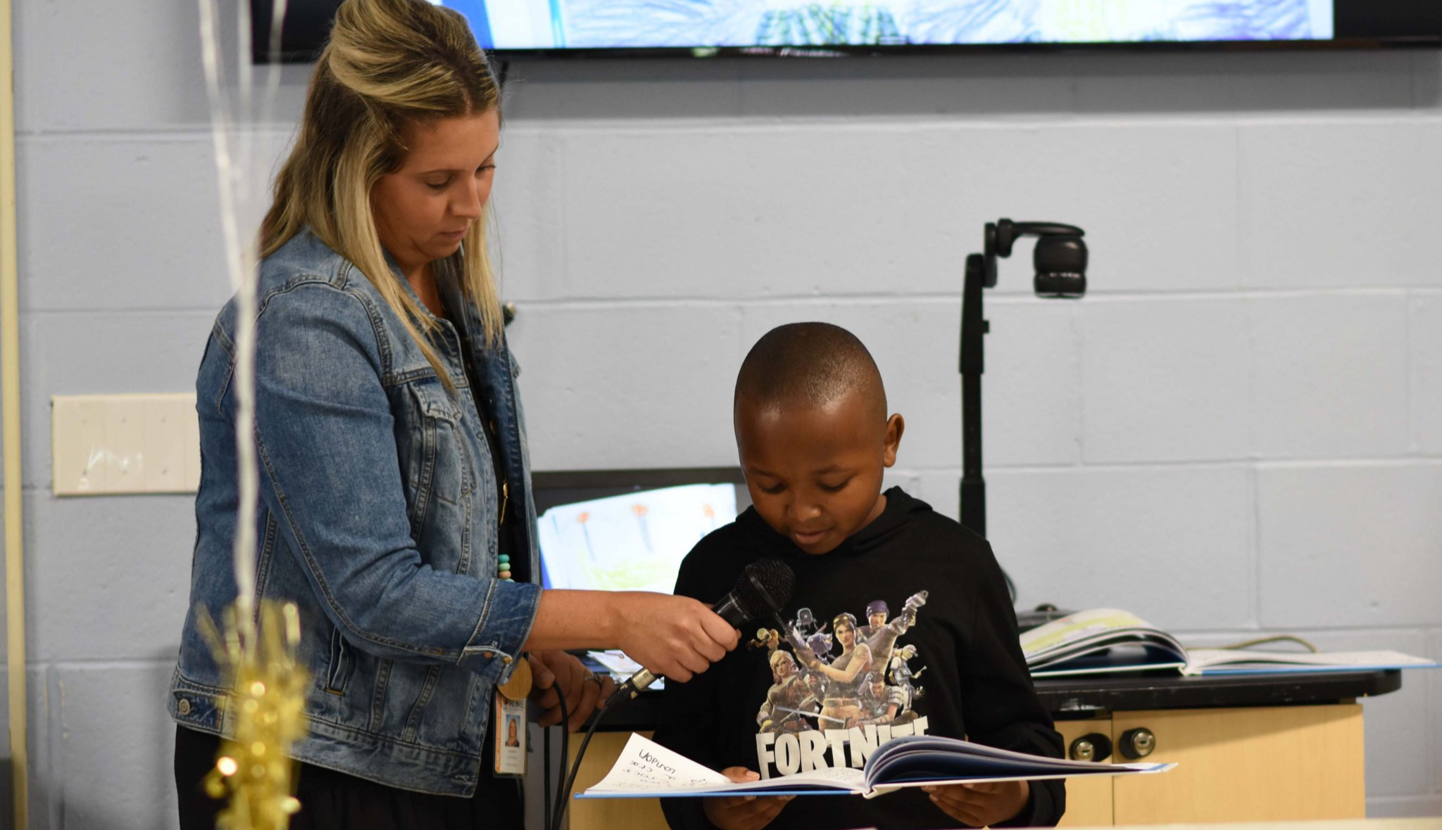 Bellamy student reading