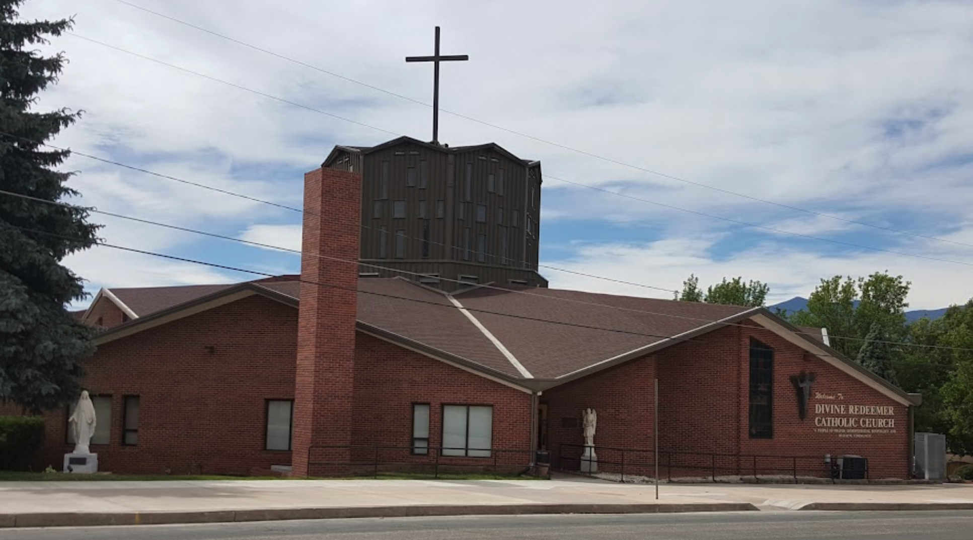 Outside view of Divine Redeemer Catholic Church